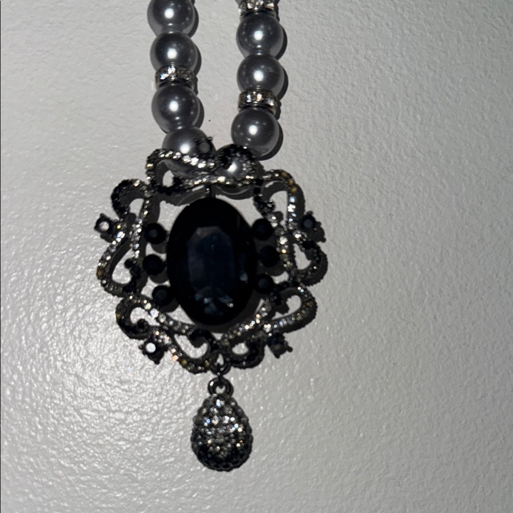 Elegant Black and Silver Necklace